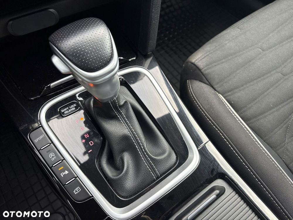 Kia ProCeed - 15