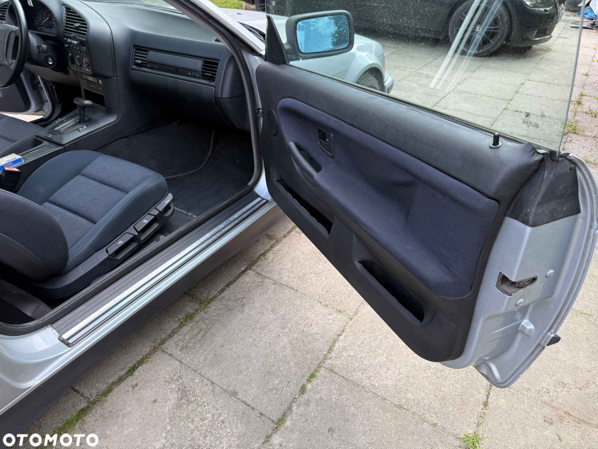 BMW Seria 3 316i - 13