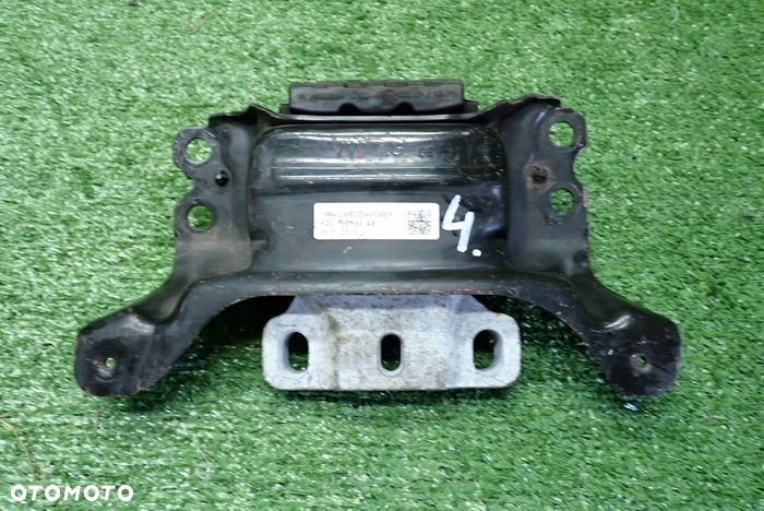 VW AUDI SEAT SKODA poduszka skrzyni biegów 5Q0199555AB - 1