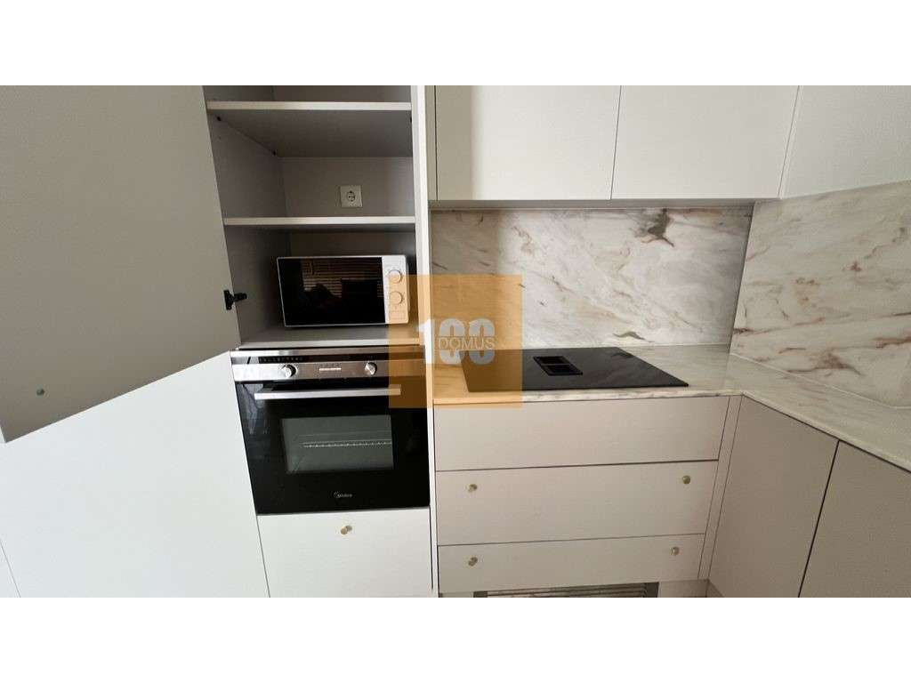 Apartamento T2 renovado em Serralves - Porto - Grande imagem: 5/23