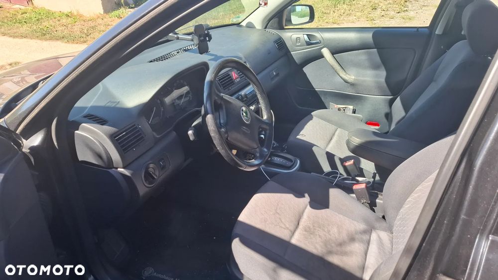 Skoda Octavia - 8