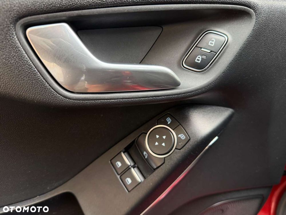 Ford Fiesta 1.0 EcoBoost S&S TITANIUM - 20