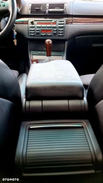 BMW Seria 3 325 Ci - 31