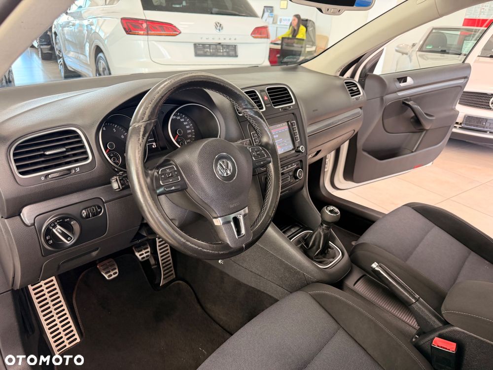 Volkswagen Golf - 17