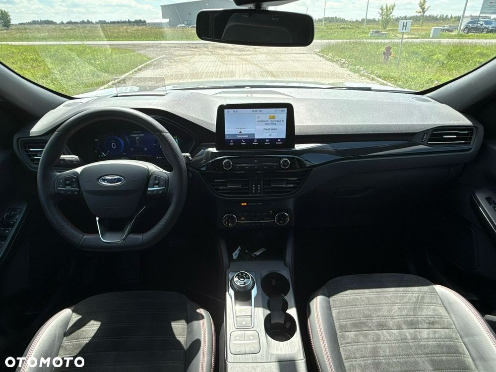 Ford Kuga 2.5 FHEV AWD ST-Line X eCVT - 29