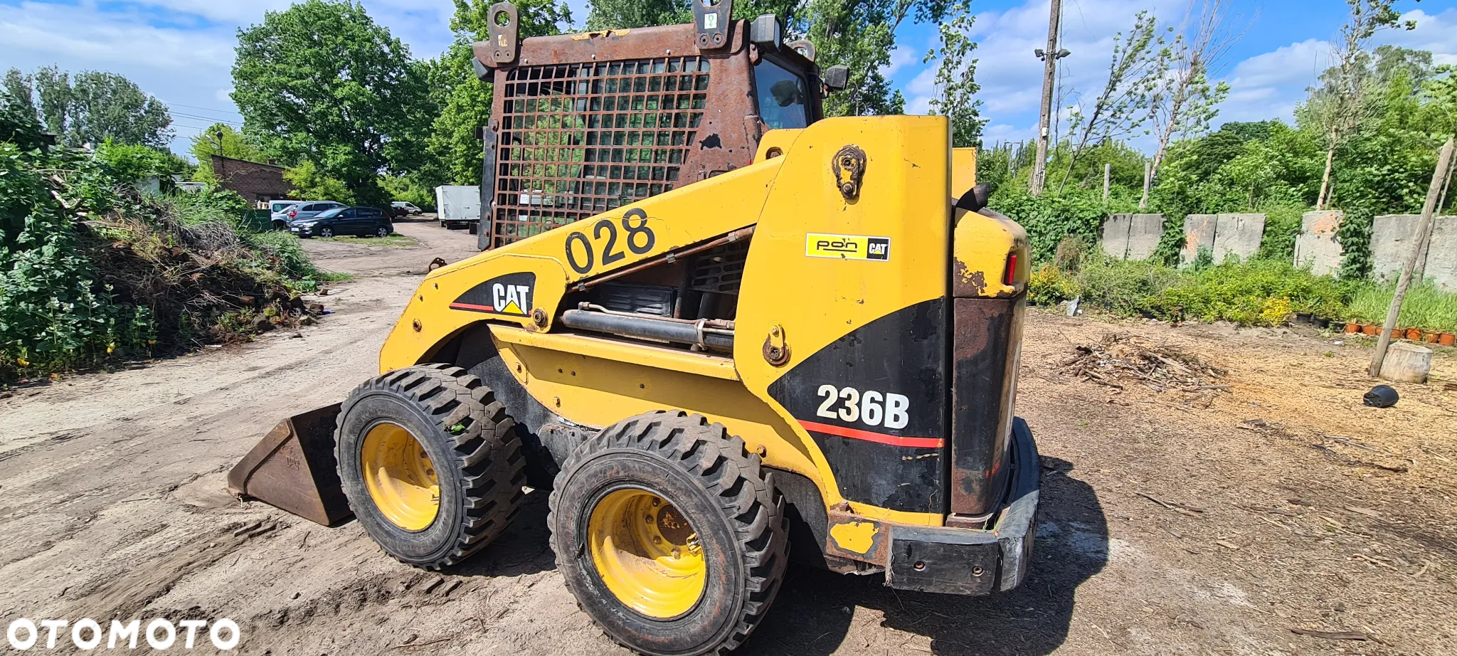 Caterpillar CAT 236B - 5
