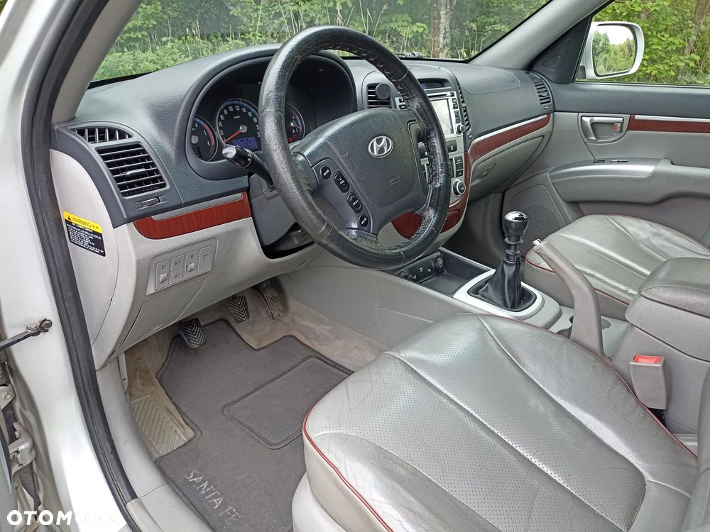 Hyundai Santa Fe - 34
