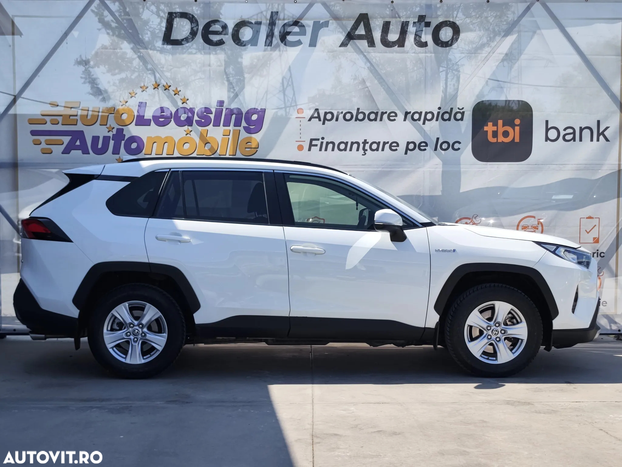 Toyota RAV4 2.5 Hybrid VVT-iE 4x2 Dynamic - 2