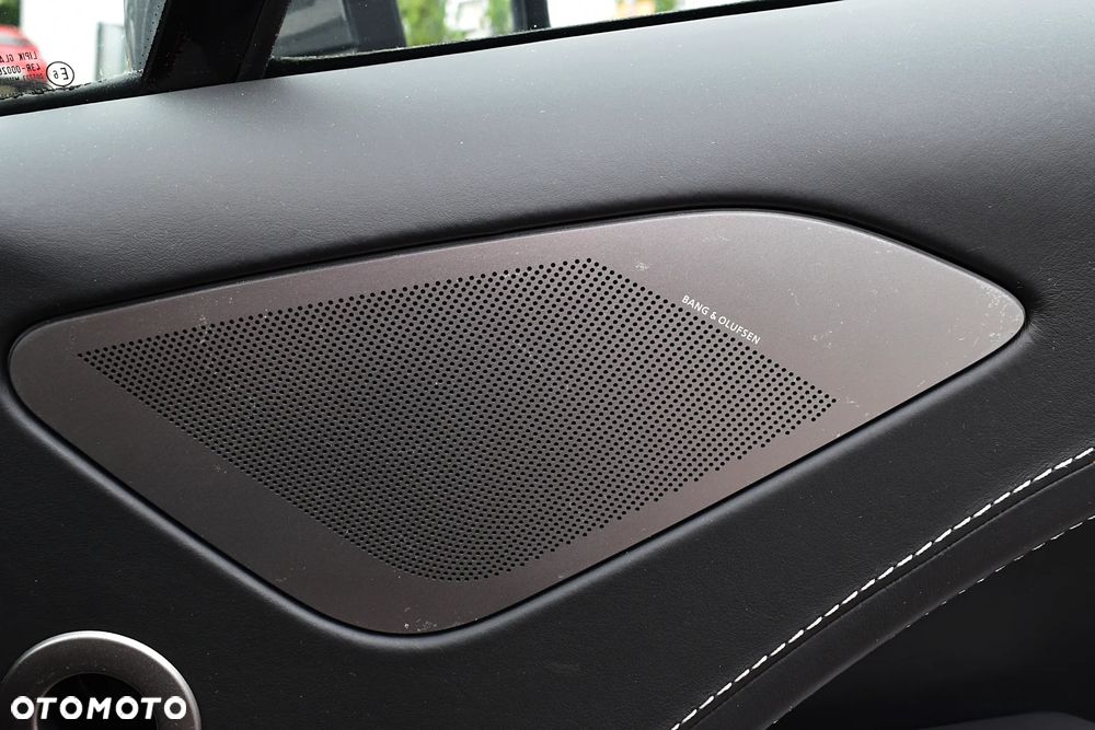 Aston Martin Rapide Luxe Touchtronic II - 16