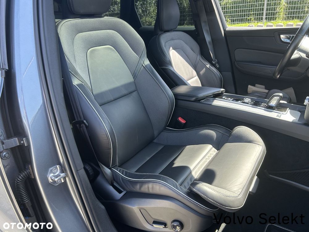 Volvo XC 60 - 22