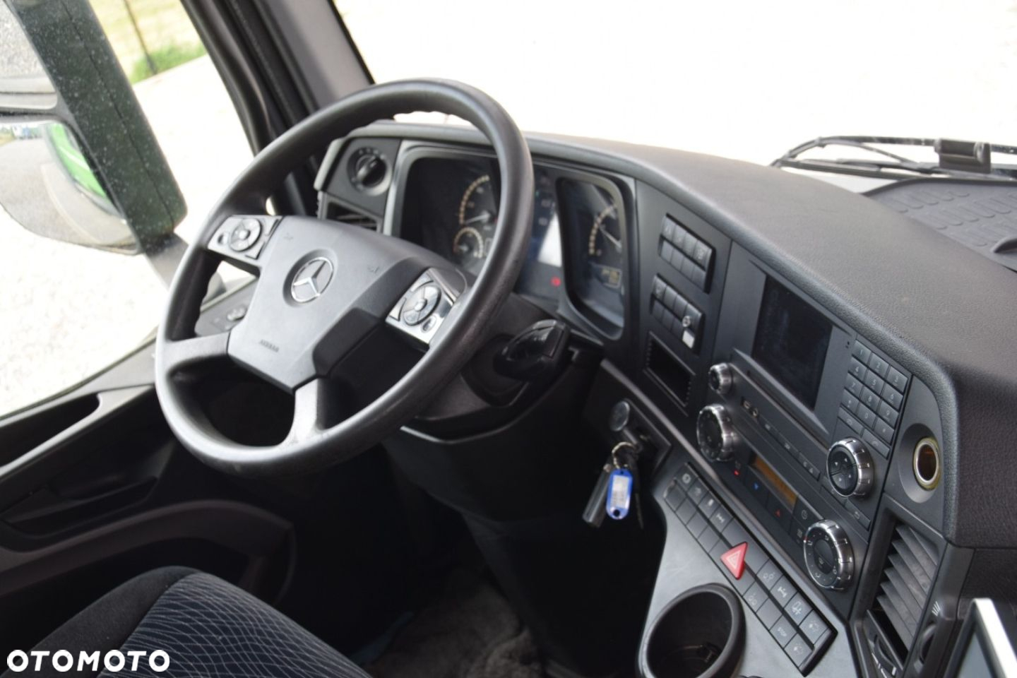 Mercedes-Benz Antos 2543 - 27