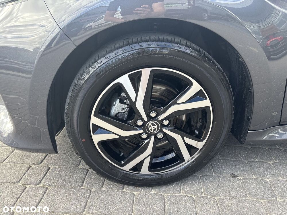 Toyota Yaris Hybrid 1.5 Style - 30