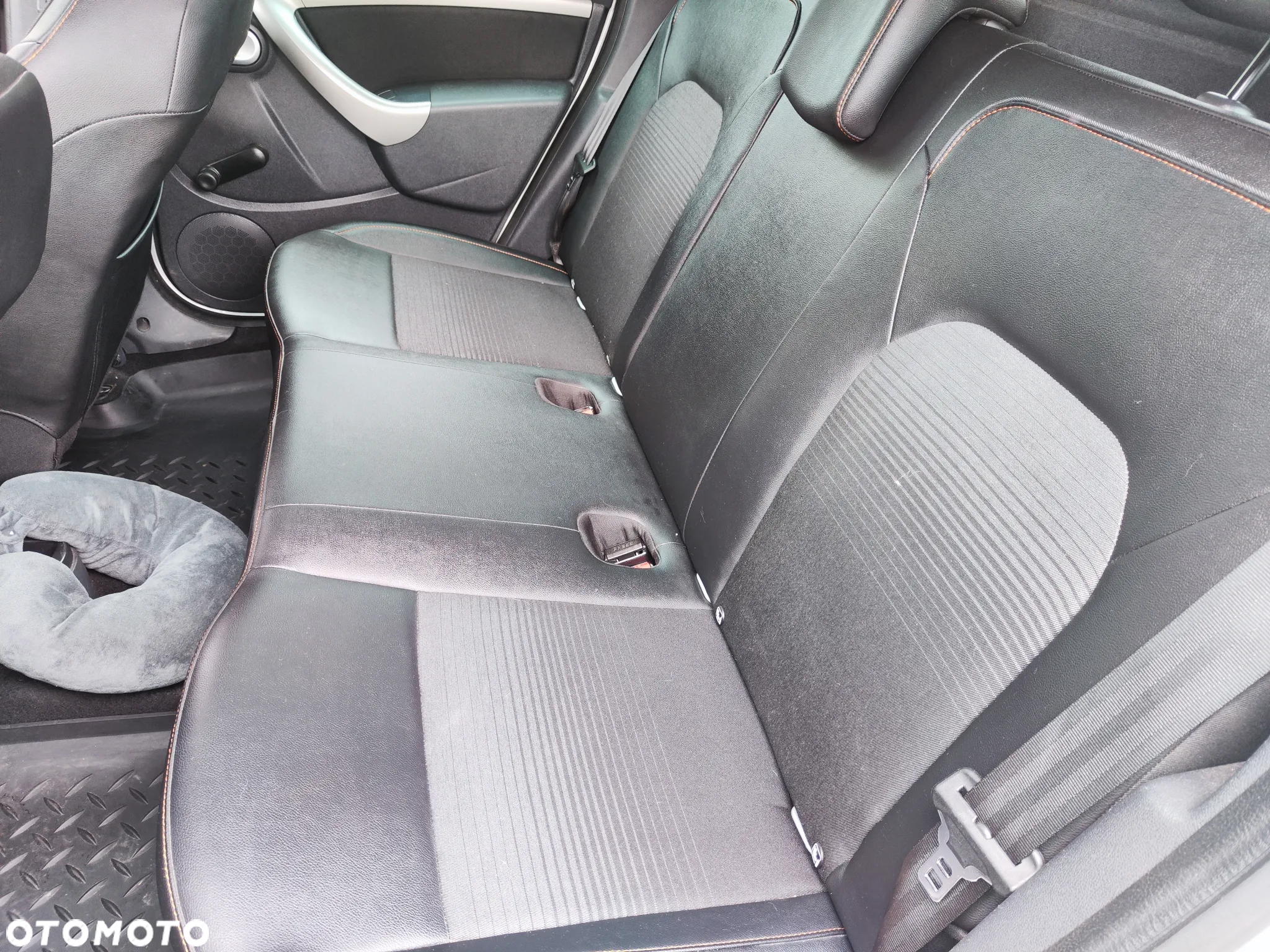 Dacia Duster dCi 110 FAP 4x4 Laureate - 9