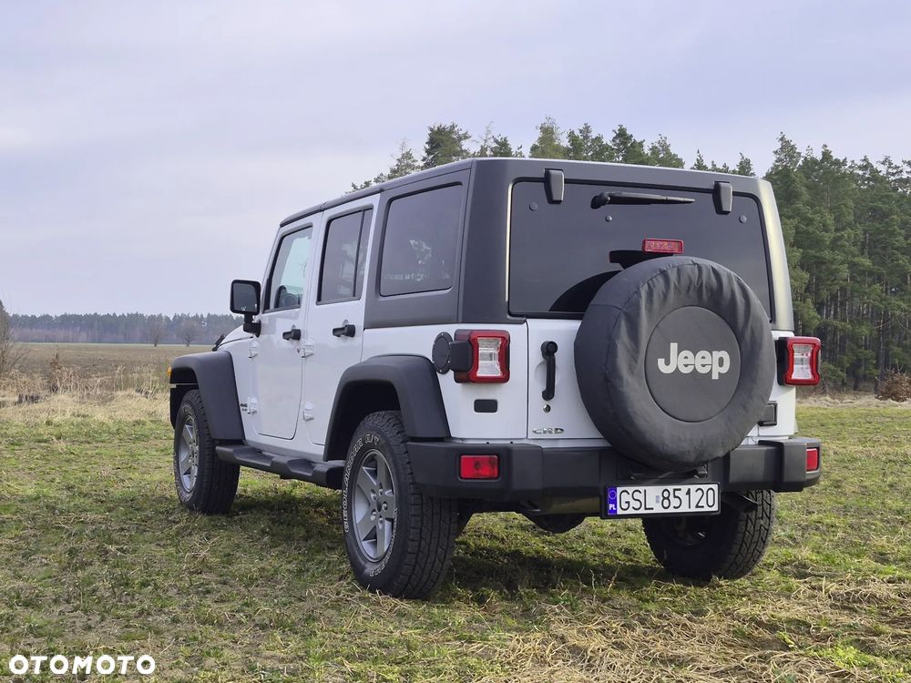 Jeep Wrangler - 18
