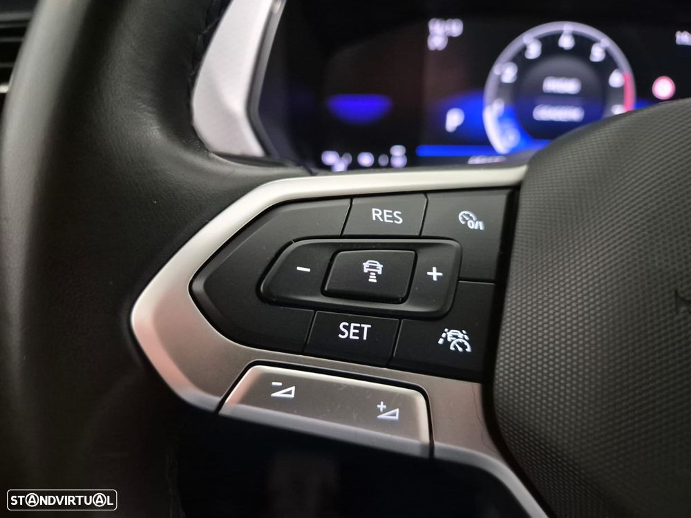 VW T-Cross 1.0 TSI Urban DSG - 31