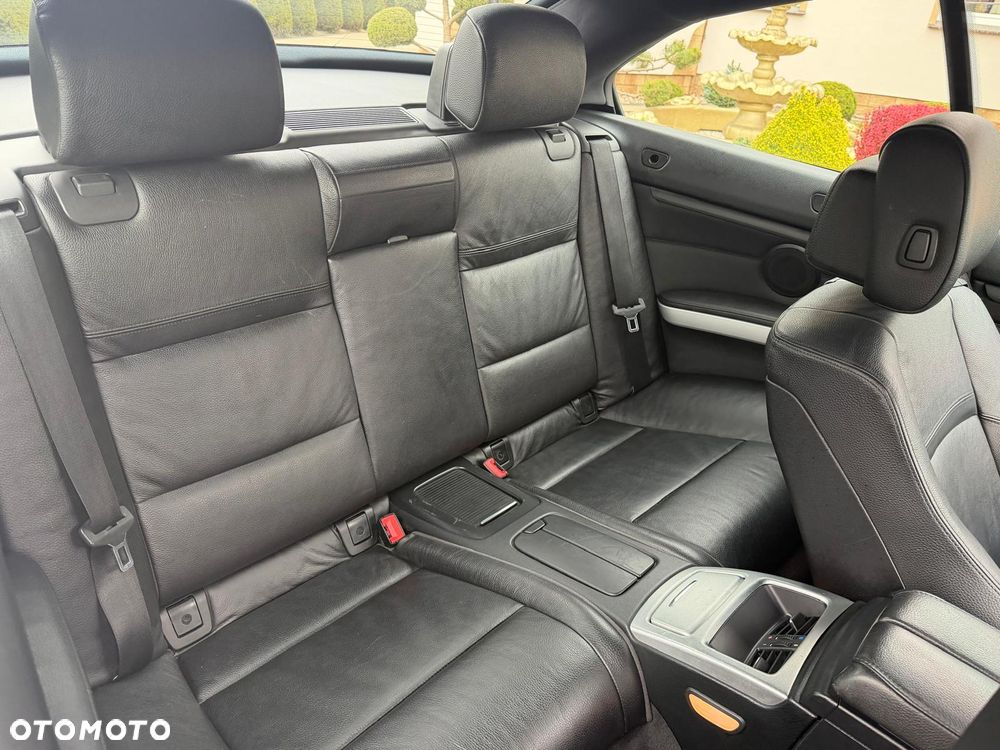 BMW Seria 3 335i Edition Exclusive - 8