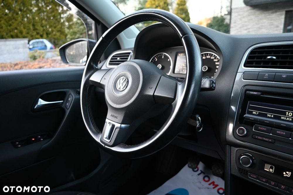 Volkswagen Polo 1.6 TDI Highline - 21