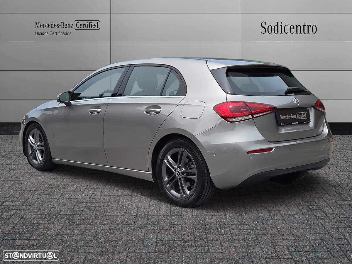 Mercedes-Benz A 180 d Style Plus - 3