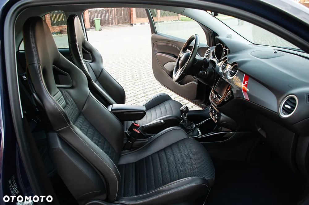 Opel Adam 1.4 Turbo S - 24