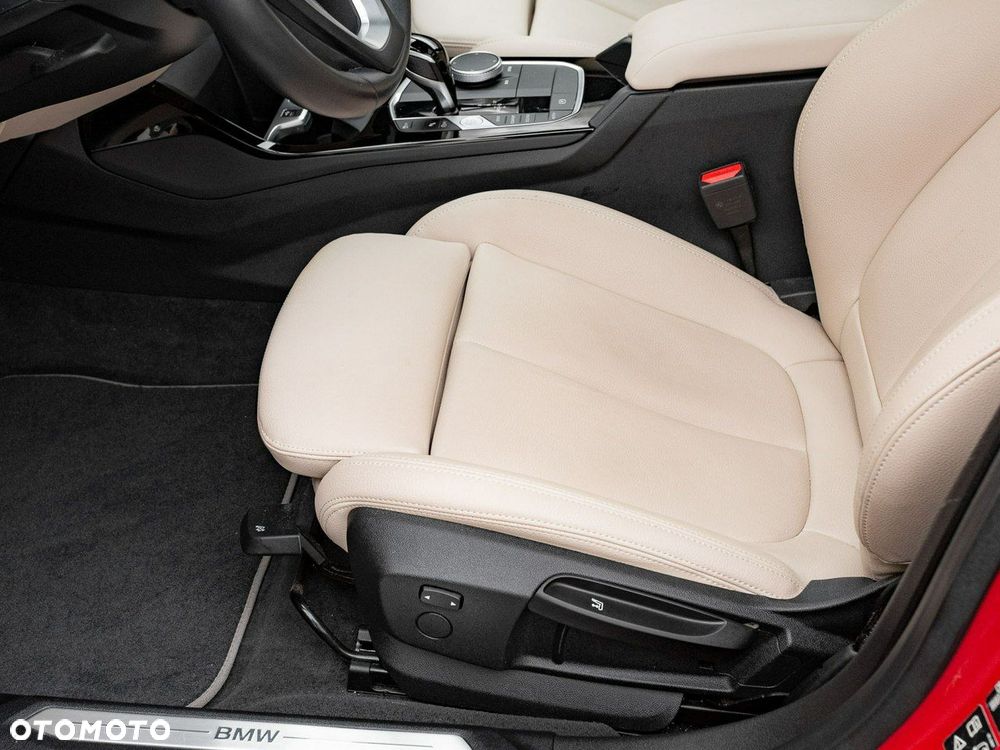 BMW Seria 2 220i xDrive Sport Line - 14