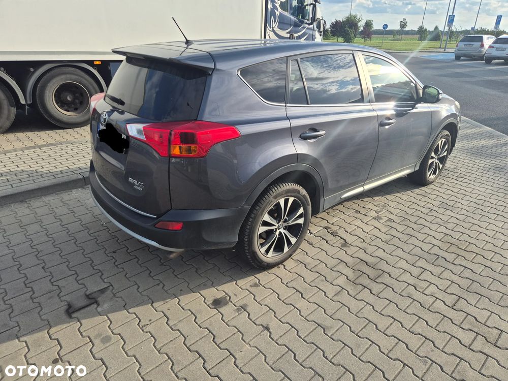 Toyota RAV4 2.0 D-4D Premium - 3