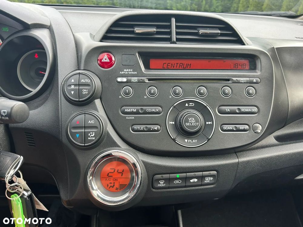 Honda Jazz 1.4 Executive - 25