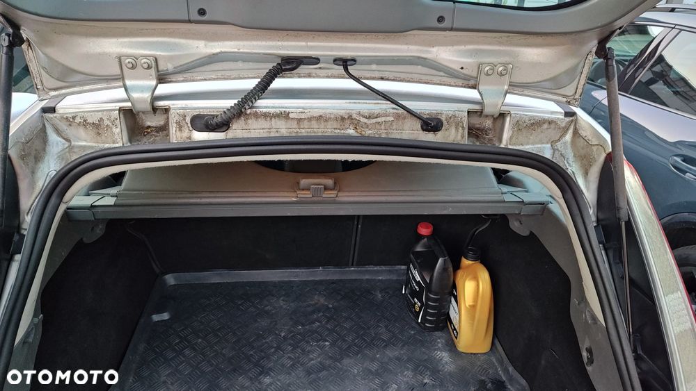 Ford Focus 1.6 TDCi cDPF Gold X - 6