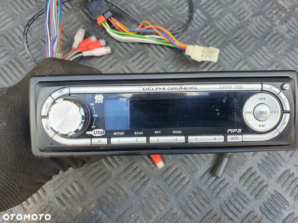 Delphi Grundig s1010 Radio samochodowe USB/MP3 - 2