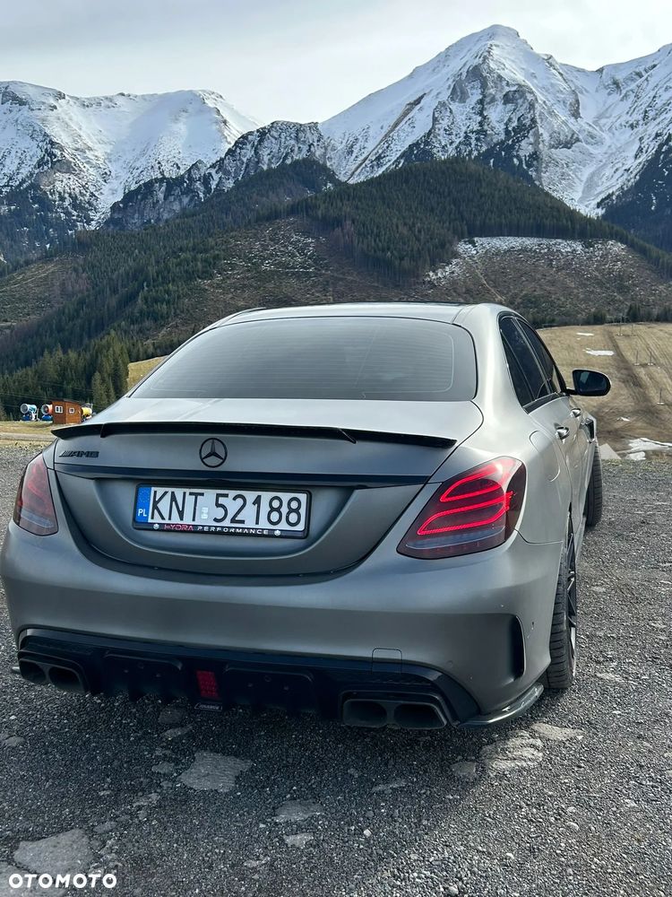 Mercedes-Benz Klasa C AMG 63 - 13