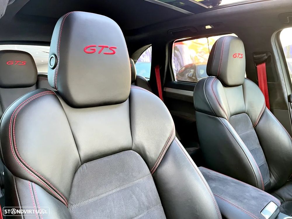 Porsche Cayenne GTS - 48
