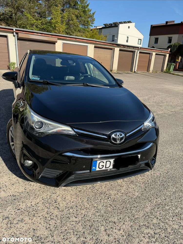 Toyota Avensis - 5