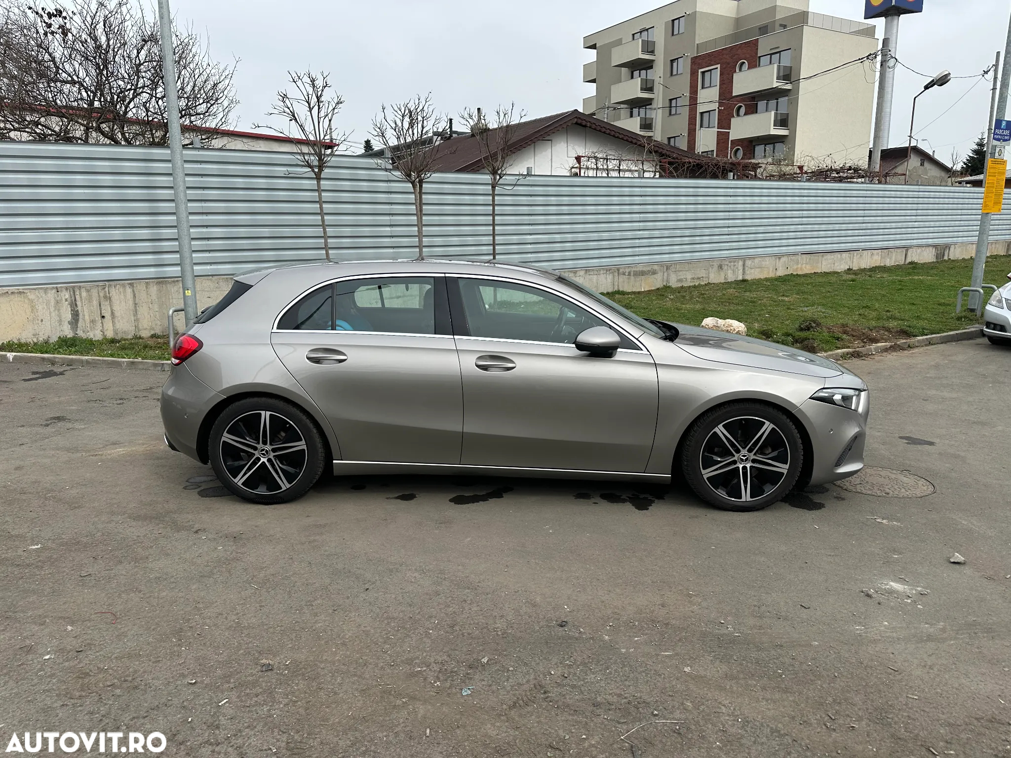 Mercedes-Benz A 180 d 7G-DCT - 5