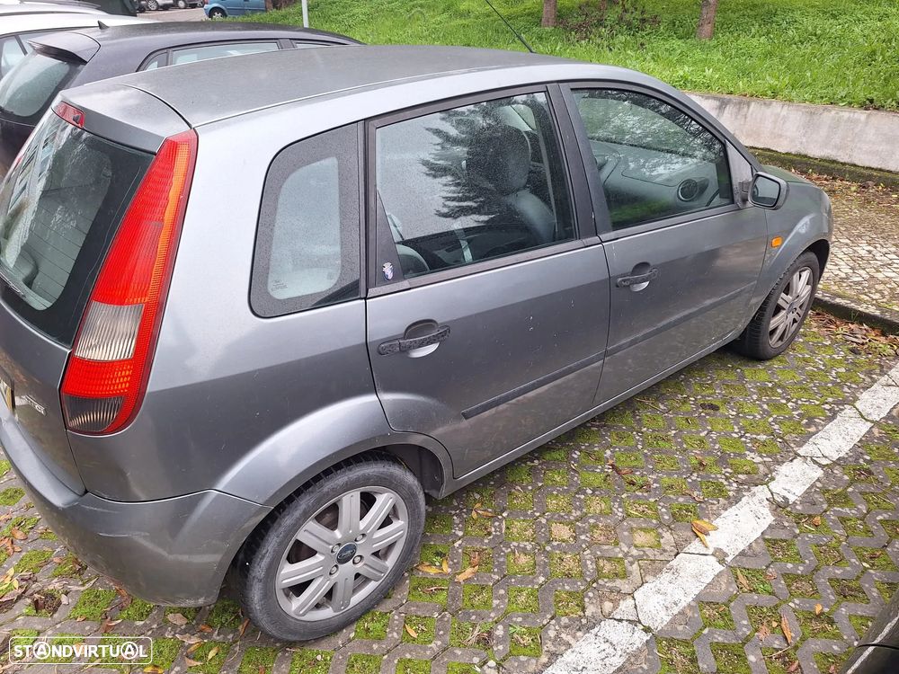Ford Fiesta 1.4 TDCI Ghia - 6