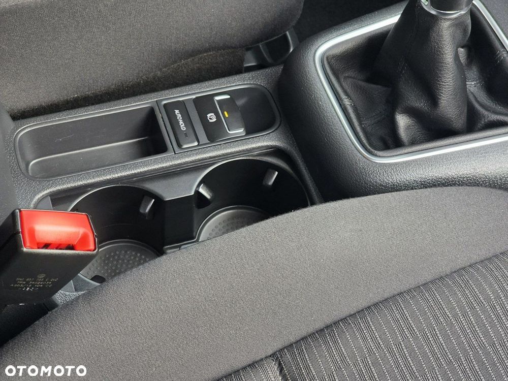 Volkswagen Tiguan - 19