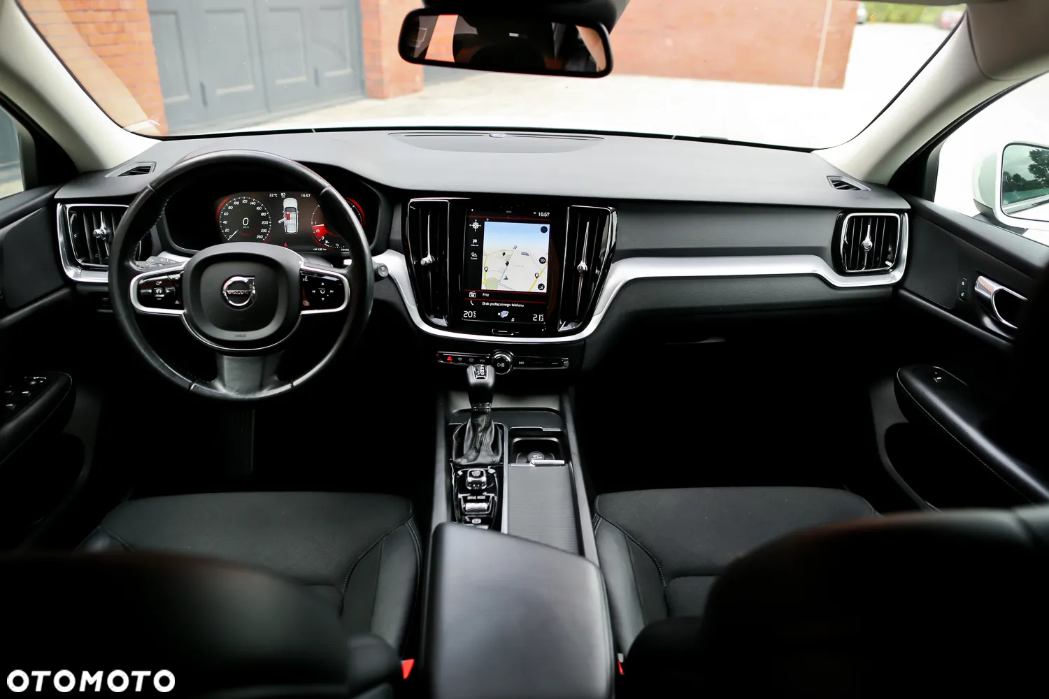 Volvo V60 Cross Country Pro D4 AWD - 19