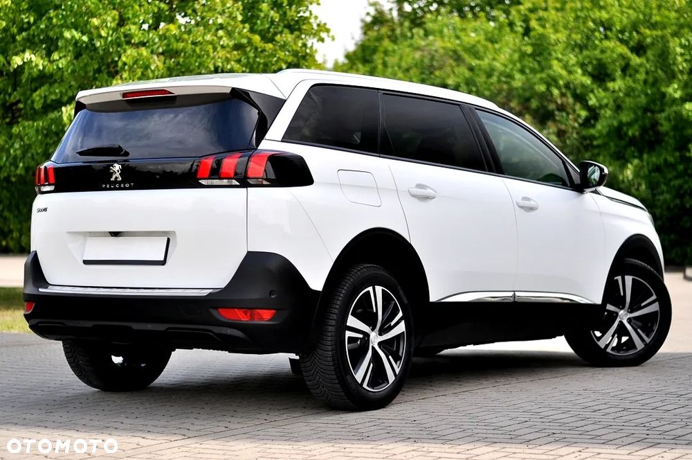 Peugeot 5008 1.5 BlueHDi Allure S&S EAT8 - 17