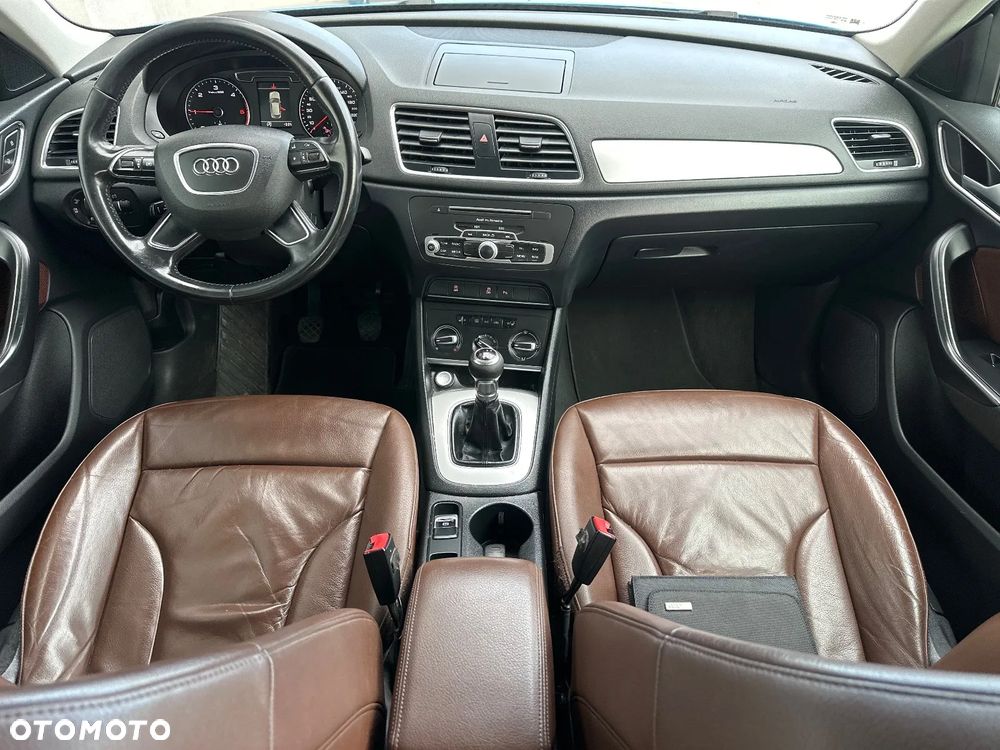 Audi Q3 2.0 TDI Design - 25