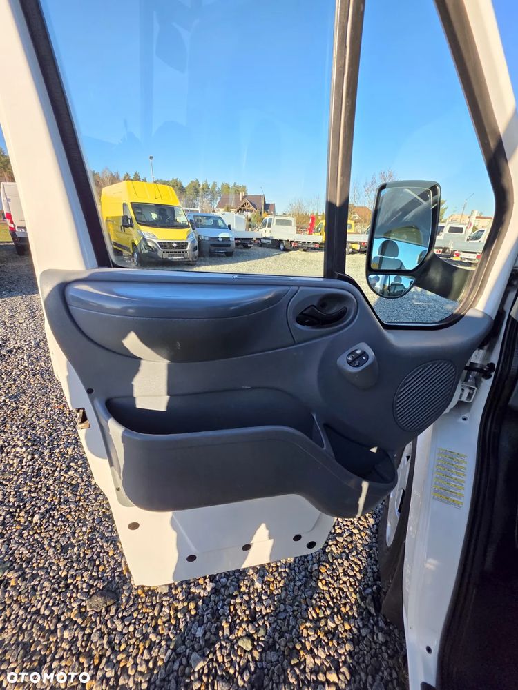 Ford TRANSIT 350L 2.2 TDCI 155 KONNA SKRZYNIA 3,8M KLIMA WEBASTO 114T/KM PRZEBIEGU GWARANCJA - 16