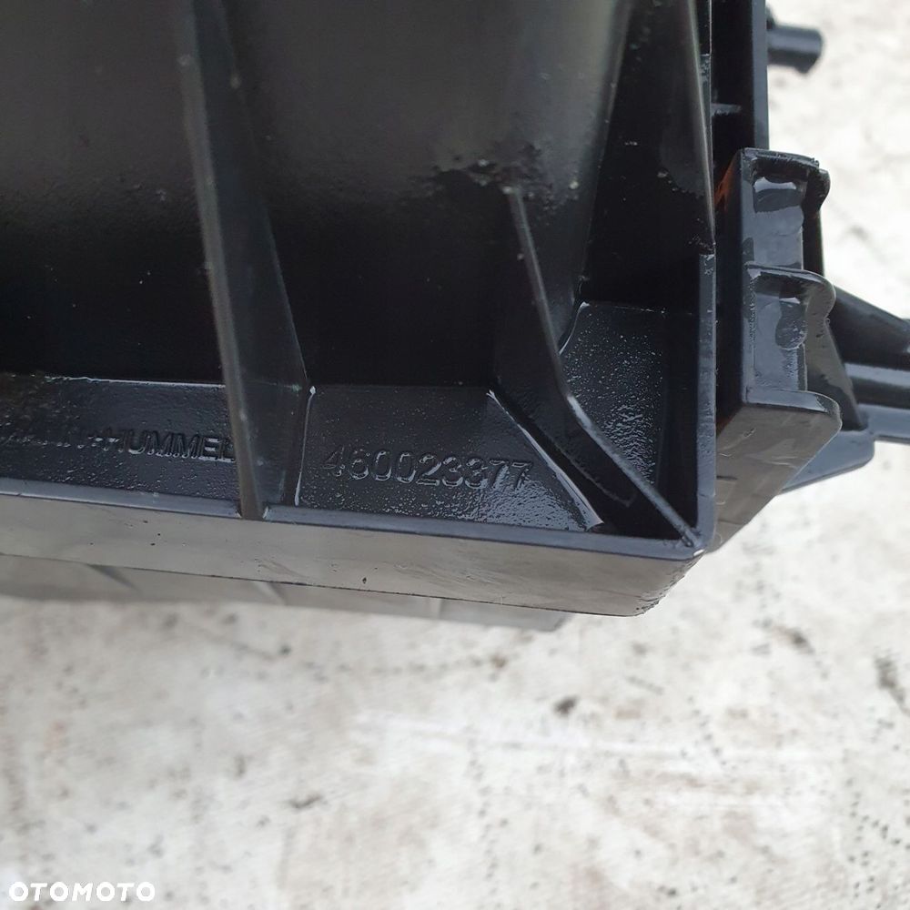 filtr powietrza Opel Corsa E 1.4 - 9