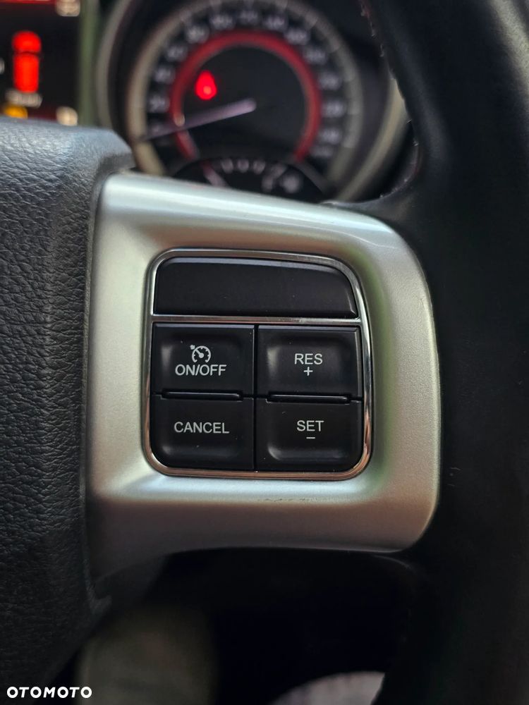 Fiat Freemont 2.0 Multijet Lounge AWD - 33