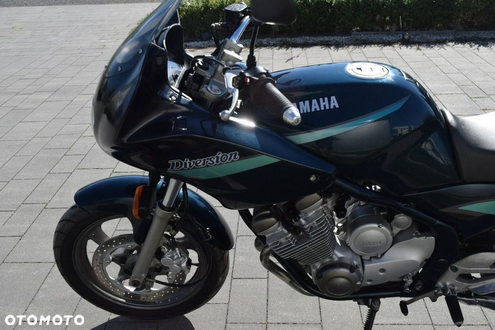 Yamaha XJ - 5
