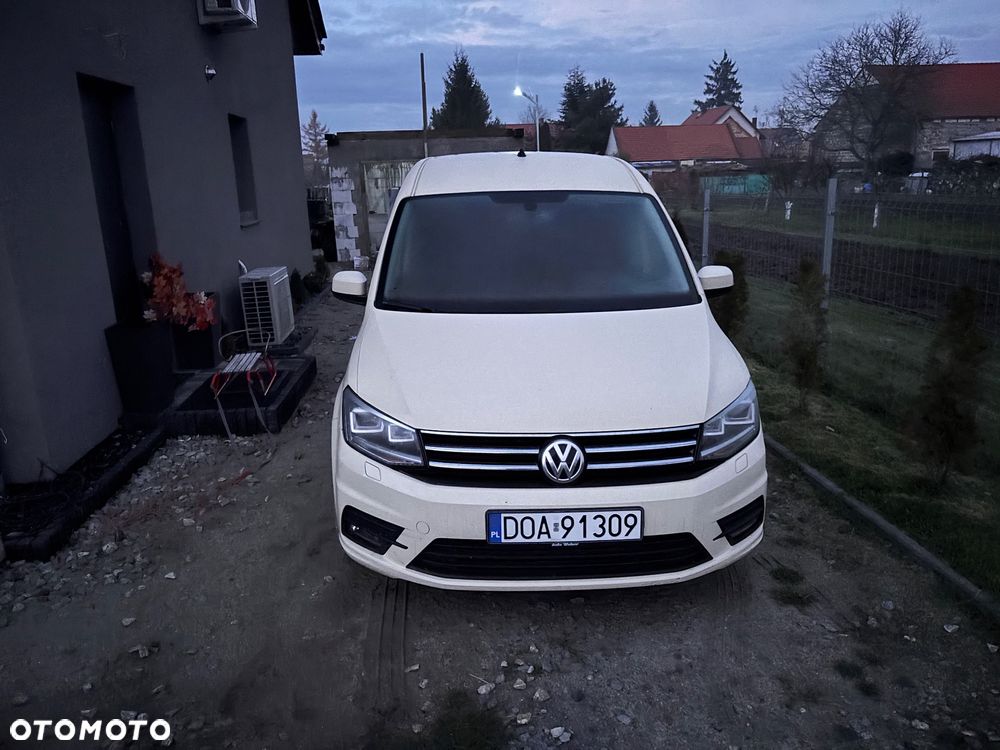 Volkswagen Caddy Maxi 2.0 TDI Highline DSG - 1