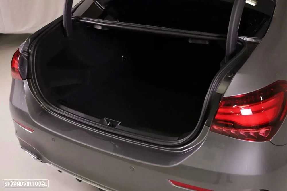 Mercedes-Benz A 180 Limousine - 17
