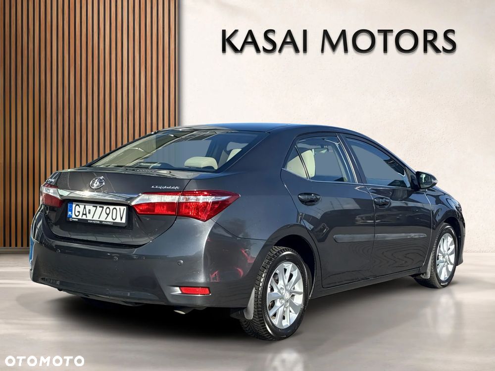 Toyota Corolla - 5