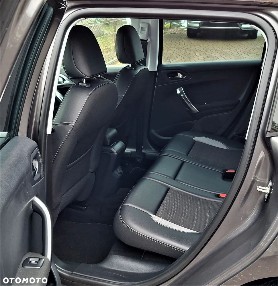 Peugeot 2008 PureTech 110 Stop&Start Allure - 20