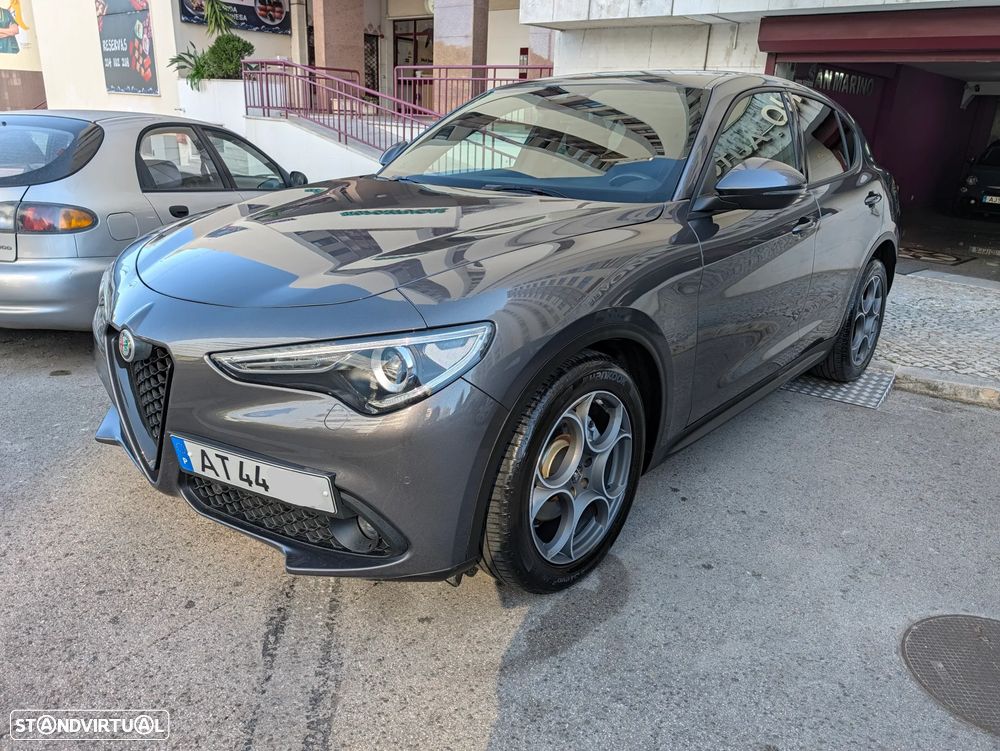 Alfa Romeo Stelvio 2.2 D Sprint AT8 - 5