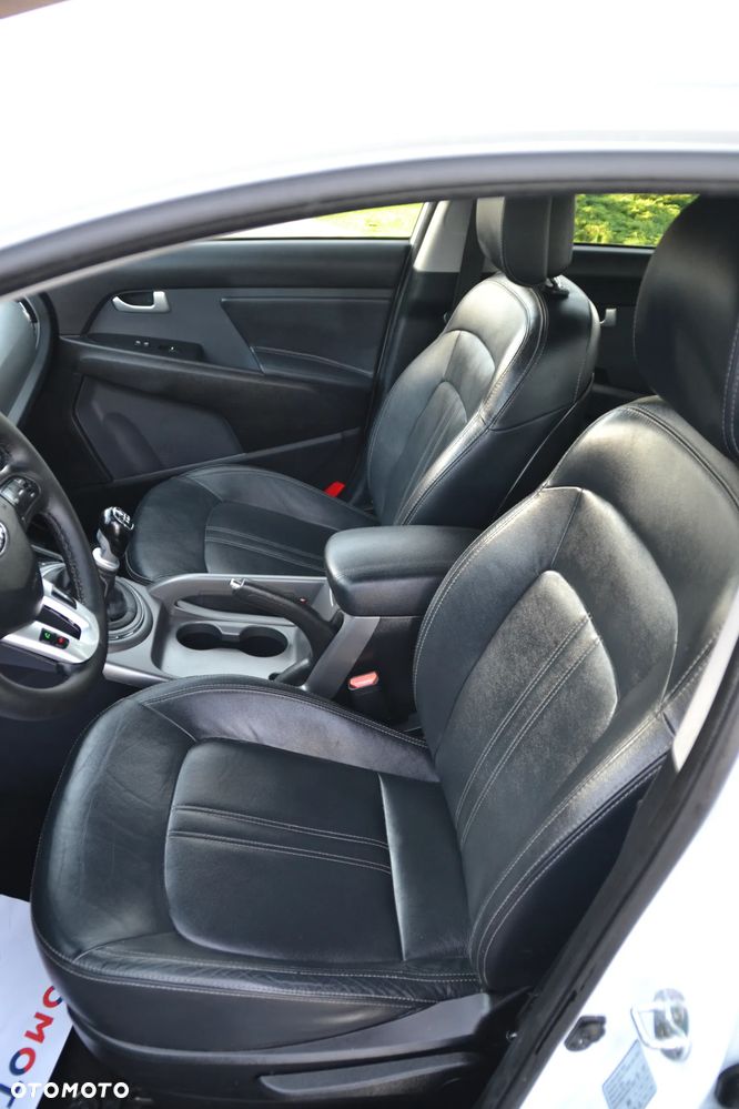 Kia Sportage 1.6 GDI Business Line L 2WD - 23