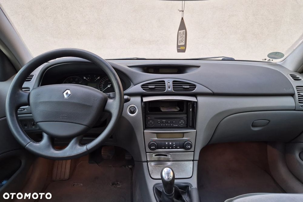 Renault Laguna - 23