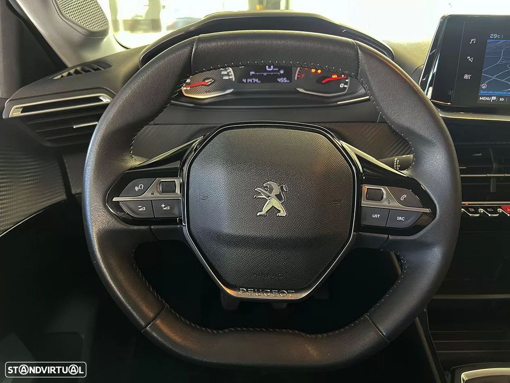 Peugeot 208 1.2 PureTech Like - 8