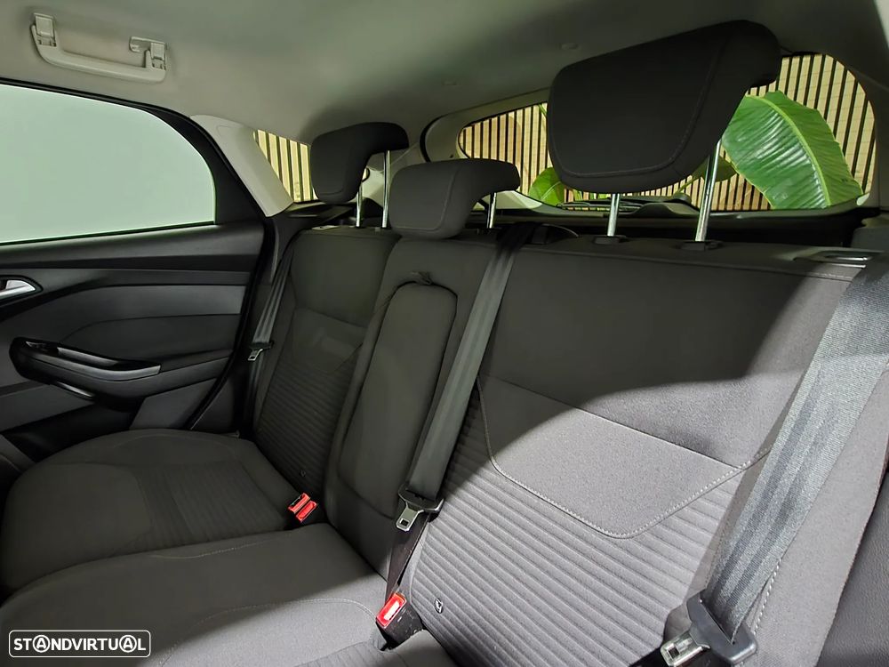 Ford Focus 1.5 TDCi Titanium - 23